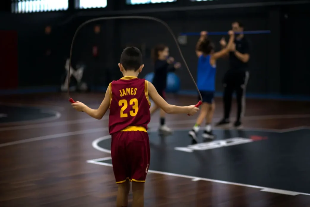 Los beneficios del ejercicio físico en los niños y niñas